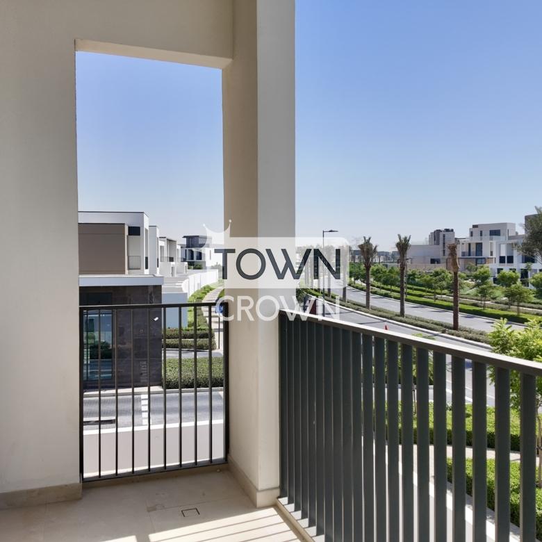 Brand New 4BHK Villa + Maid Keys in Hand