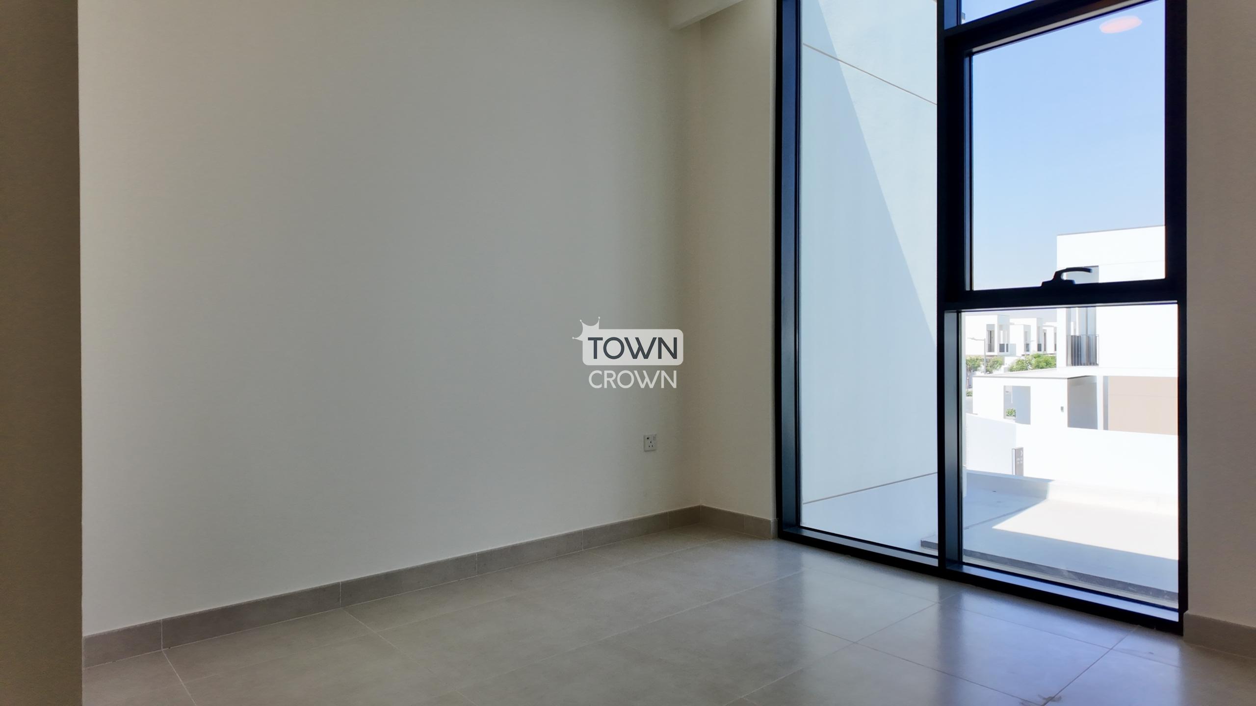 Brand New 4BHK Villa + Maid Keys in Hand
