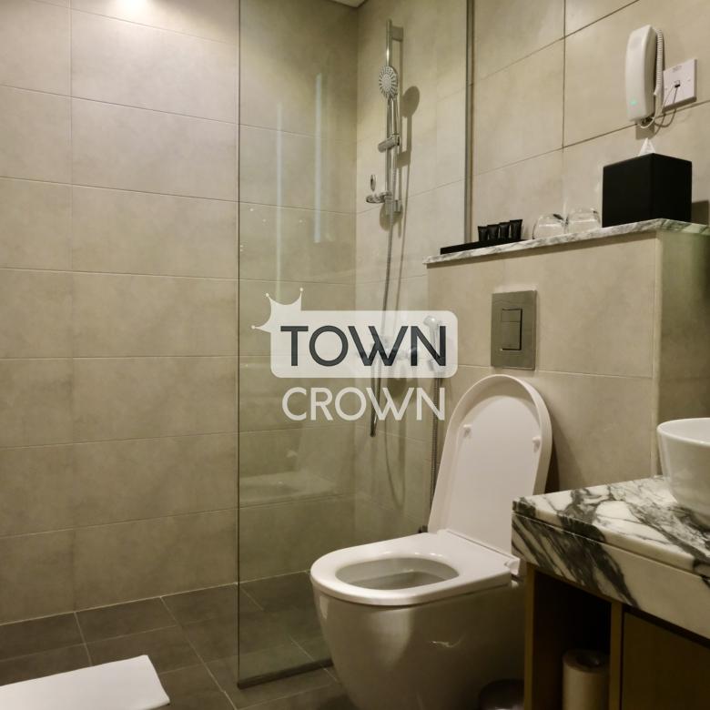 Ultra-Luxury High-Floor Hotel Apartment in AYKON City, Business Bay