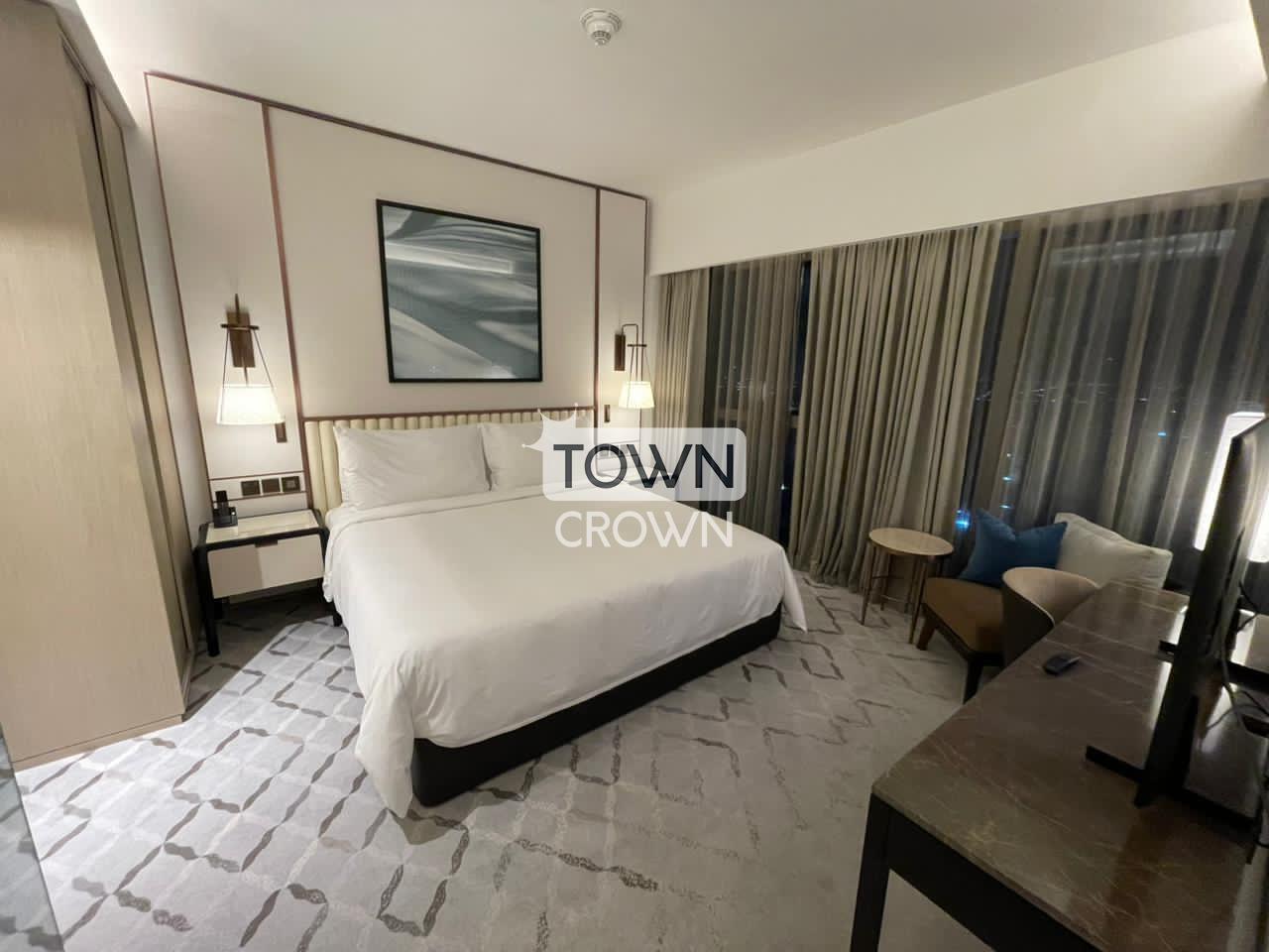 Furnished 1BR Hotel Apartment 2 Bathrooms Harbour Point 2